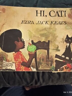 Hi, Cat! - Vintage Children's Book with Green Accent